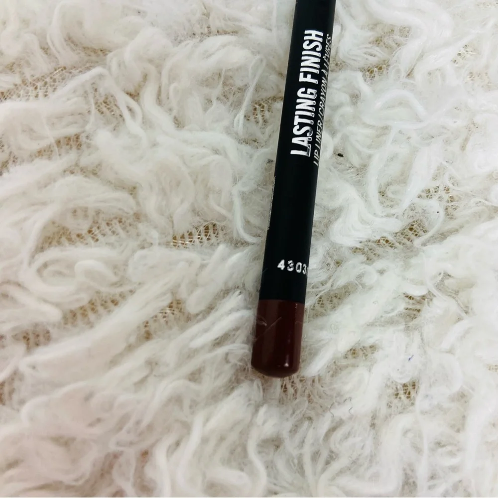 New Rimmel London Long-Lasting brownie pie Eyeliner Pencil